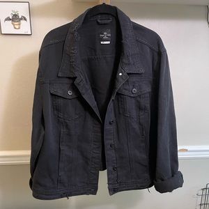Hot Topic plus size distressed black denim jacket